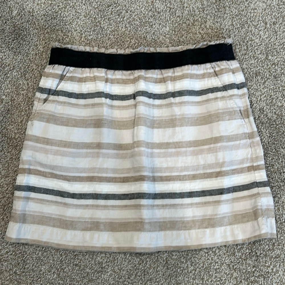 Loft - linen skirt w/ elastic waist & pockets